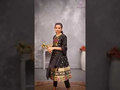 Kids Paithni Stitched