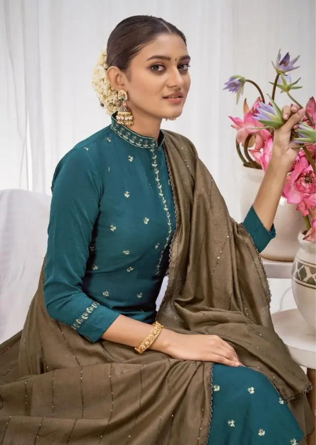 Mariyum Arts Kashida Stitched