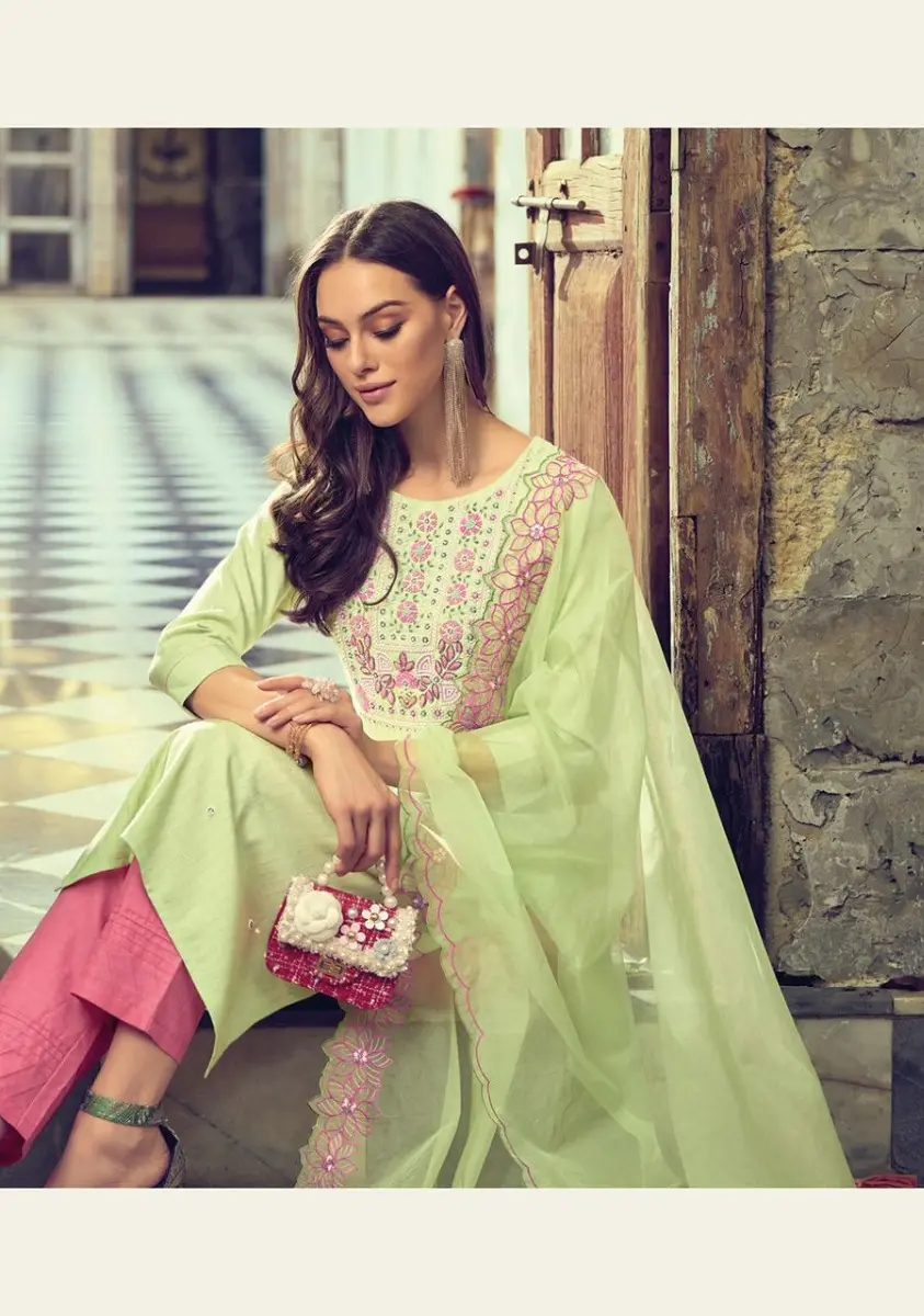 KAILEE GUL FAM Stitched