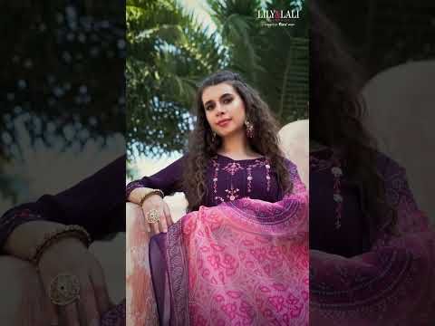 How to pose in Salwar Suit | Fashion poses, Fashion photography poses, Girl  photography poses