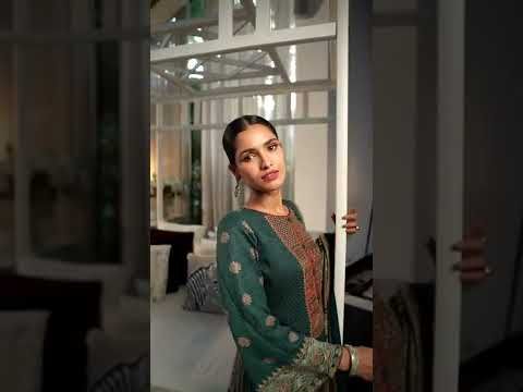 MUMTAZ ARTS MEHR Pashmina DESIGNER NECK EMBROIDERY
