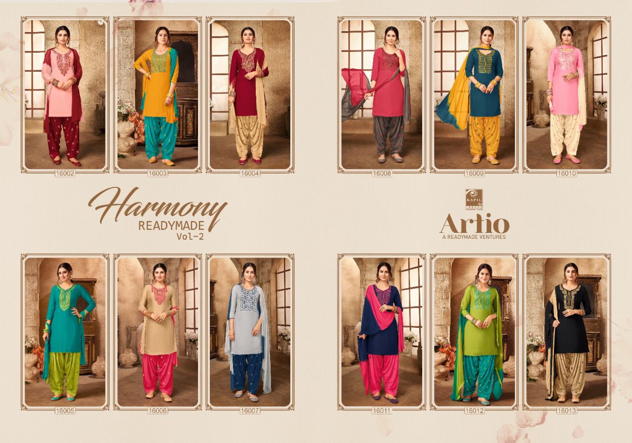 Punjabi dress Stock Vector Images - Page 3 - Alamy