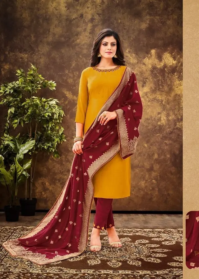 Hariyaali Aarfaa Stitched